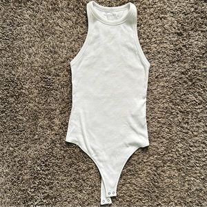 Abercrombie Soft AF Ribbed High neck White Bodysuit - size Small